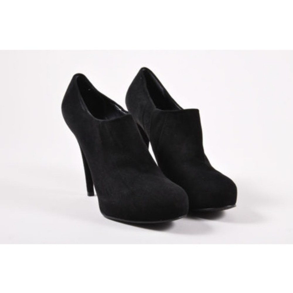 Stuart Weitzman gray suede ankle booties - 10
